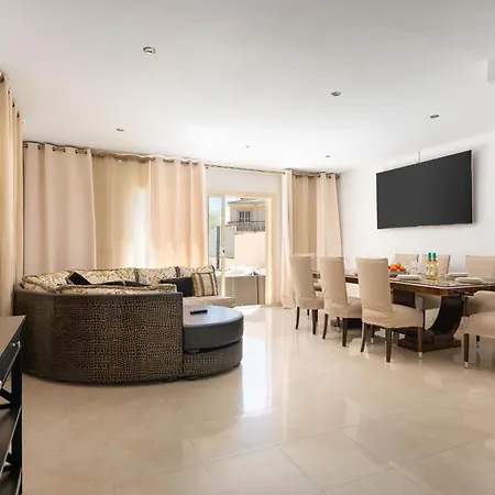 Ideal Mallorca - Hilary Muro